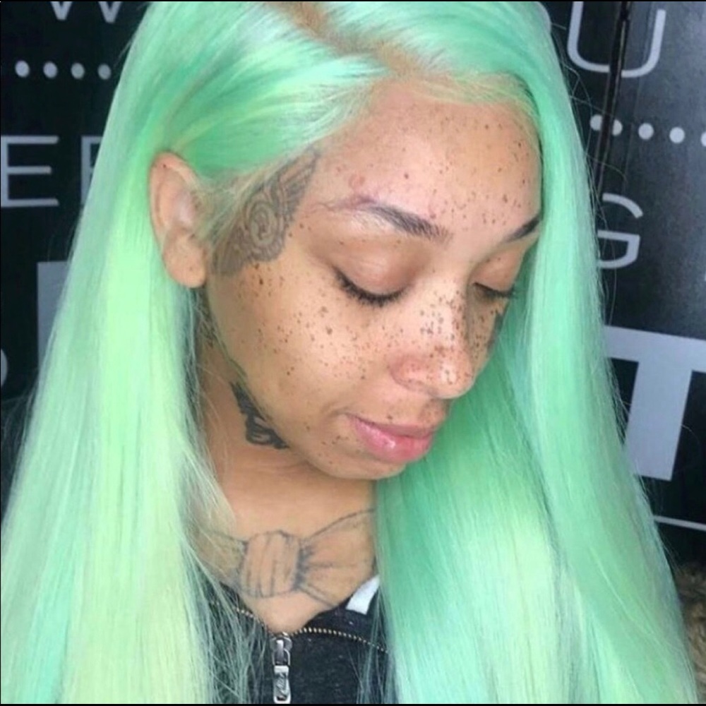 PASTEL MINT GREEN FULL LACE WIG BRAND NEW.